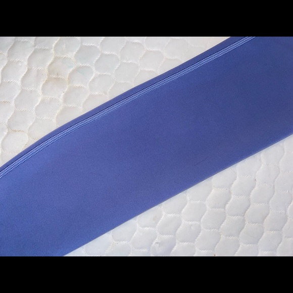 LULU LEMON LEGGINGS - Picture 2 of 2